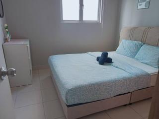 Alanis Comfort Zone KLIA TRANSIT - 1