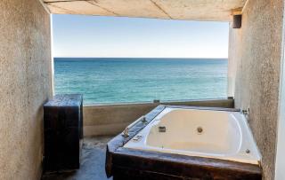 Radisson Blu Acqua Hotel & Spa Concon - 1