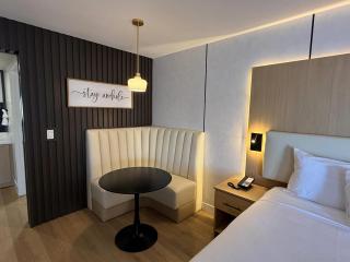 MainStay Suites Victorville - Hesperia - 4