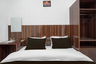 Super Collection O Banaras Railway Junction Formerly Varanasi Suites - 4