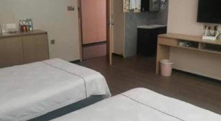 Yiwu Bairui Grand Hotel - 8