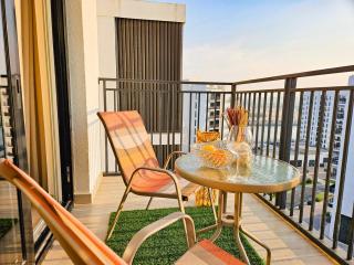 Relaxing Home- F1, Ferrari, Sea World Yas Island - 5