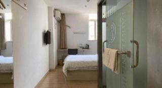 Fairyland Hotel Kunming East Railway Station - 5