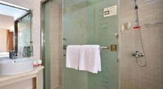 Fairyland Hotel Kunming East Railway Station - 4