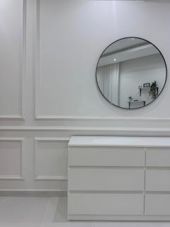 Spacious and luxurious 1BR Apartment in Al Qurum - 7