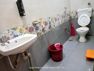 Hotel River Garden Guest House - 8