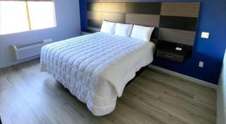 Americas Best Value Inn Gonzales - 2