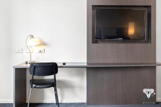 KozyGuru | Parramatta Studio Steps to Shops, Cafés - 6