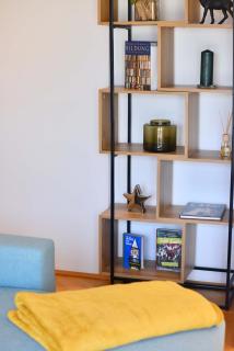 Modern Attic Flat with 2 Bedrooms - 5