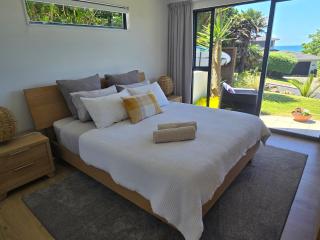 Apartment at the Beach - Red Beach - 8