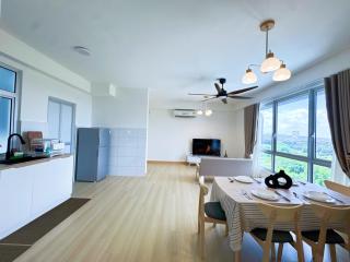 KAJANG Family-Friendly 3BR Stay Residen Meriah, Kajang 2 - 1