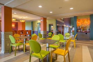 Clarion Inn & Suites Evansville Eastland Area - 3
