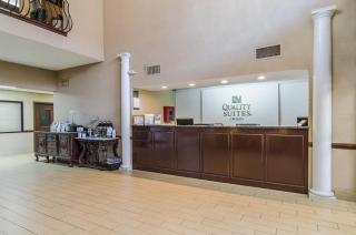 Quality Suites Graham - Burlington South - 6