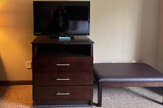 Quality Suites Graham - Burlington South - 3