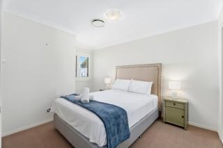 Entire home in Southport Parade Southport - 6