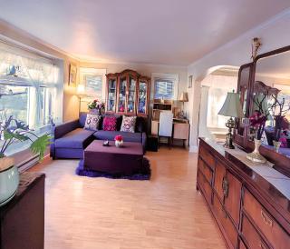 Central Queen Anne Home, Walking Score 96 - 0