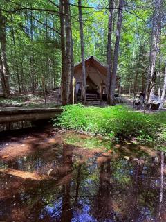 Rustic Safari Tent for a Unique Glamping Experience near Gore Mountain, New York - 2