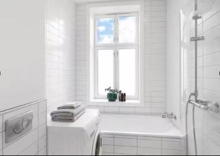 Spacious, modern apt in best part of town - 5