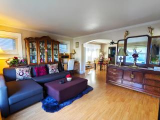 Central Queen Anne Home, Walking Score 96 - 8