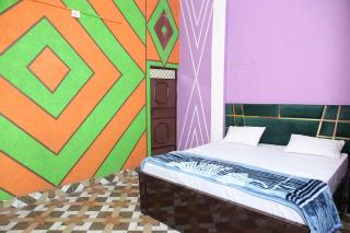 SPOT ON Shree Krishna Palace - 8