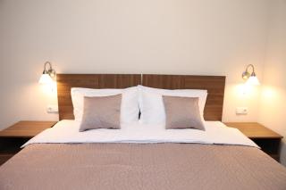 Sky Hotel - Dnipro - 3