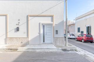 Mauricarol Residences - 9