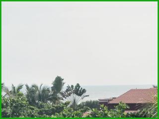 SEA VIEW from rooftop - Comic Comfort Getaway - Warm Hospitality Hotel - Lift - Parking - Restaurant - SURYA BEACH - Near Golden Beach - BEST HOTEL IN PURI - - 8