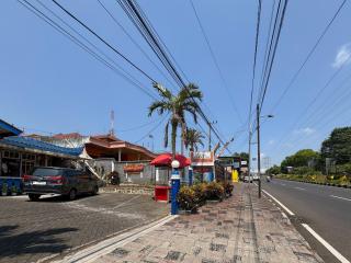 RedDoorz near Jawa Timur Park 1 - 7