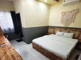 Montana Space Central Harbour - 2