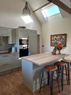 High Shilford Barn - 7