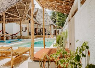 Mbili Villas - 2 Villas and outdoor kitchen pool in nature - 4