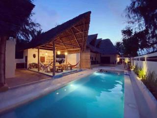 Mbili Villas - 2 Villas and outdoor kitchen pool in nature - 2