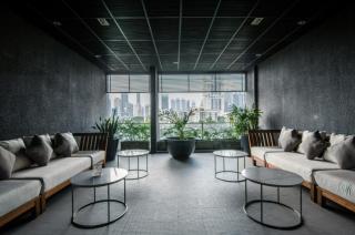 Noble Remix Thonglor - Direct BTS Access - Super Fast Wi-Fi - 6