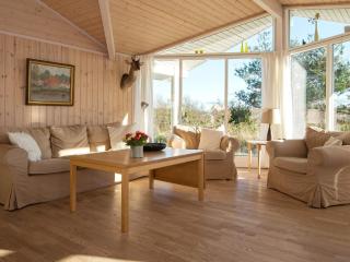 Seaside Escape in Helgenaes - By Traum Ferienwohnungen - 1