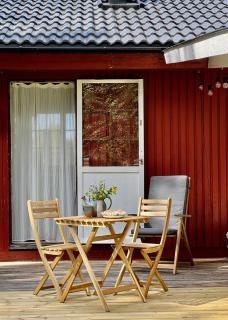 Cozy Swedish house by lake - 3