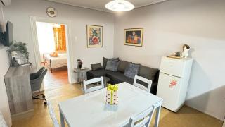 Το Σπίτι Δίπλα στο Ποτάμι - 2