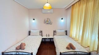 Το Σπίτι Δίπλα στο Ποτάμι - 9