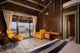 The Ark Comforts - 1