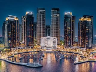 Huge Modern 1BR in Creek Harbour steps to Central Park with a creek view and infinity pool by La Brisa Dubai - 0