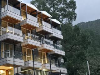 Vinsober Kainchi Dham Nainital - 0