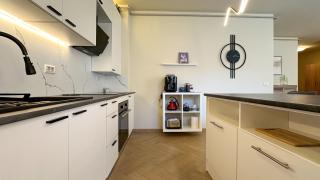 Central Brasov Apartment - 5