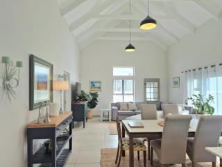 Comfortable Coastal Home, Langebaan - 9