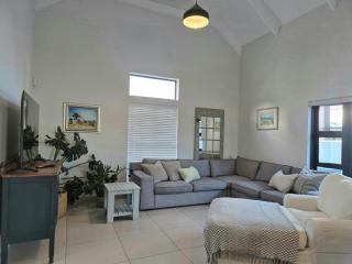 Comfortable Coastal Home, Langebaan - 8