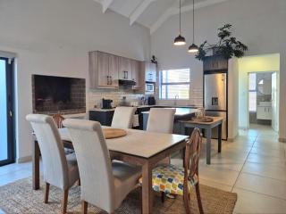 Comfortable Coastal Home, Langebaan - 5