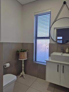 Comfortable Coastal Home, Langebaan - 2