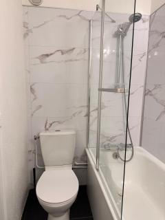 La Mongie 6 personnes au pied des pistes parking - 7