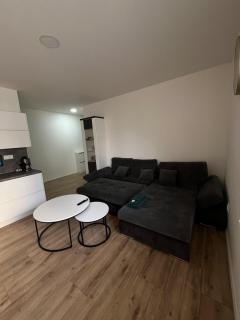 Central and Spacious Apartment with All Amenities - 7