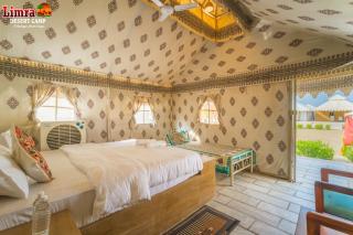 A Luxury Desert Camp - 1