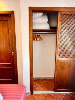 2-bedroom Penthouse with Swimming Pool & Terraces! - 1