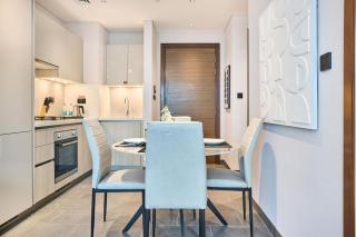 STAY BY LATINEM Luxury 1BR Holiday Home CC 0715 Near Burj Khalifa - 5
